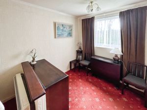 LOUNGE- click for photo gallery